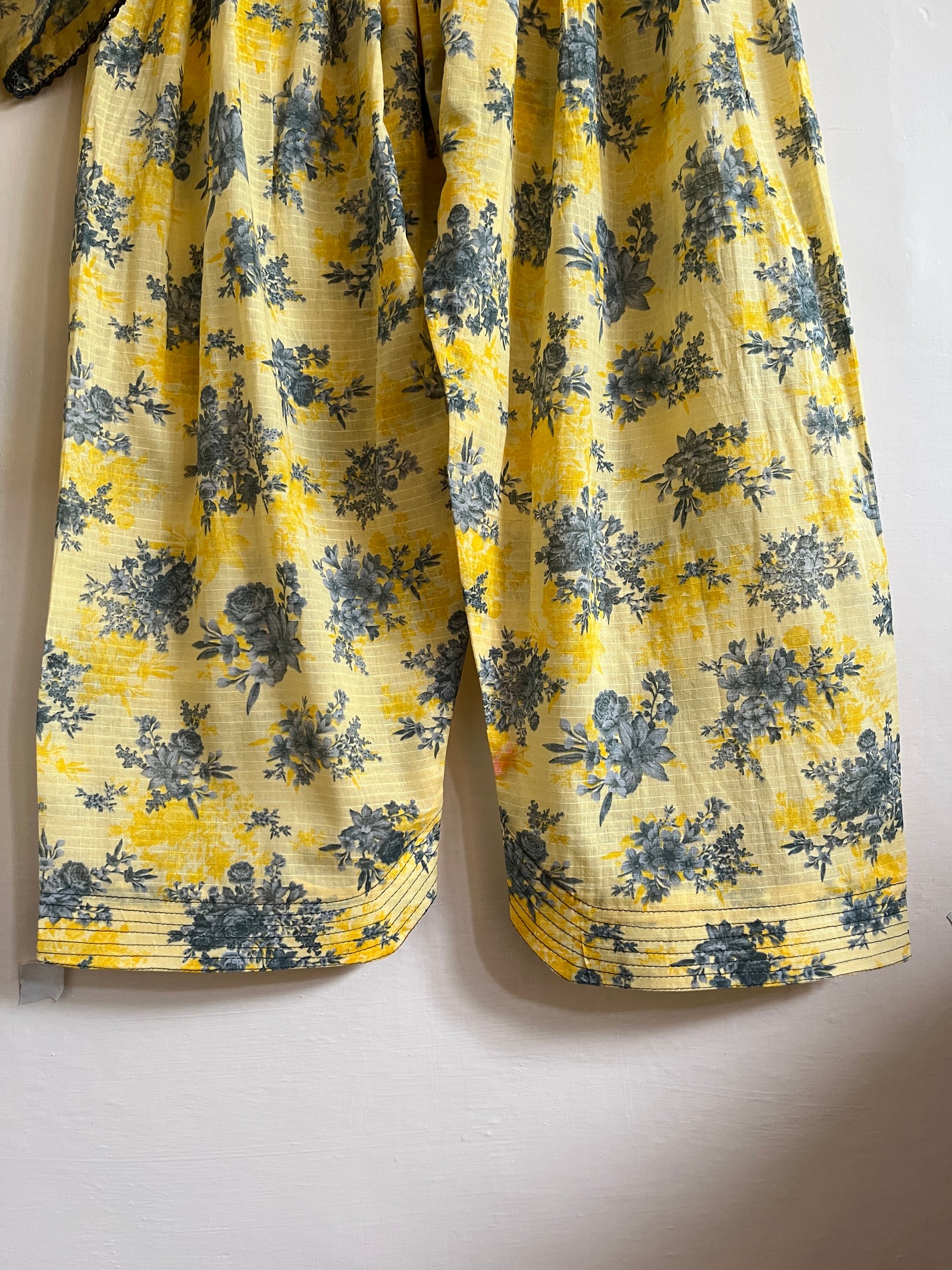Printed farshi set