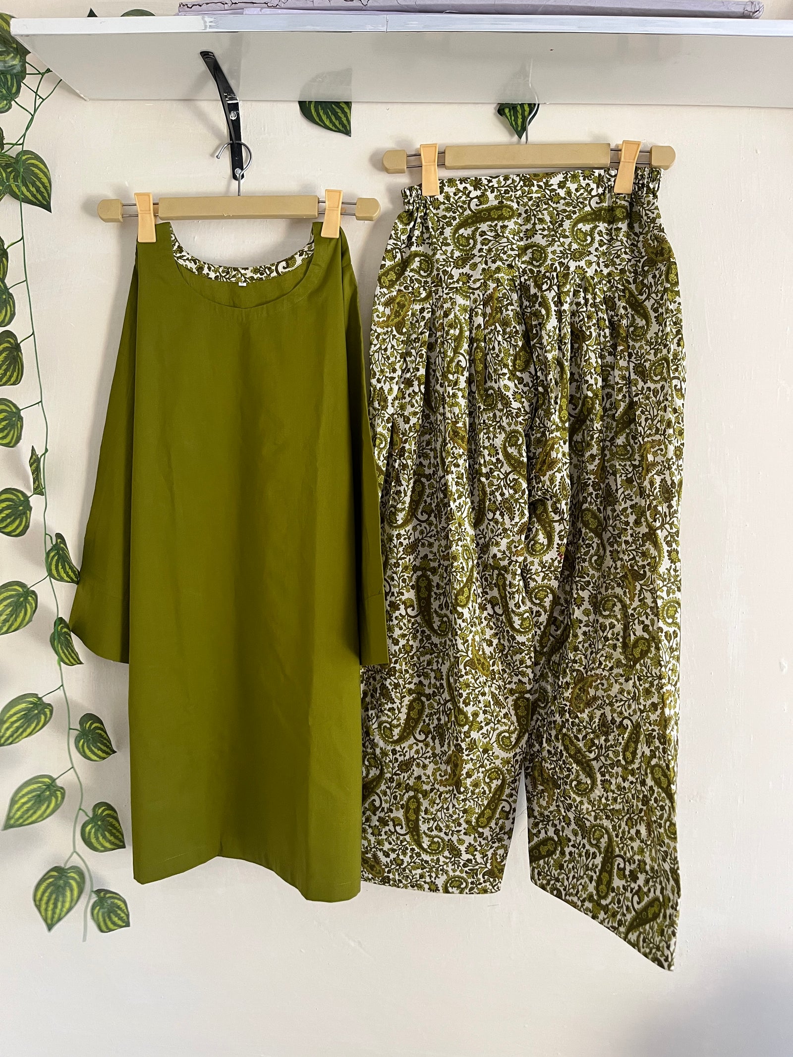Printed farshi set