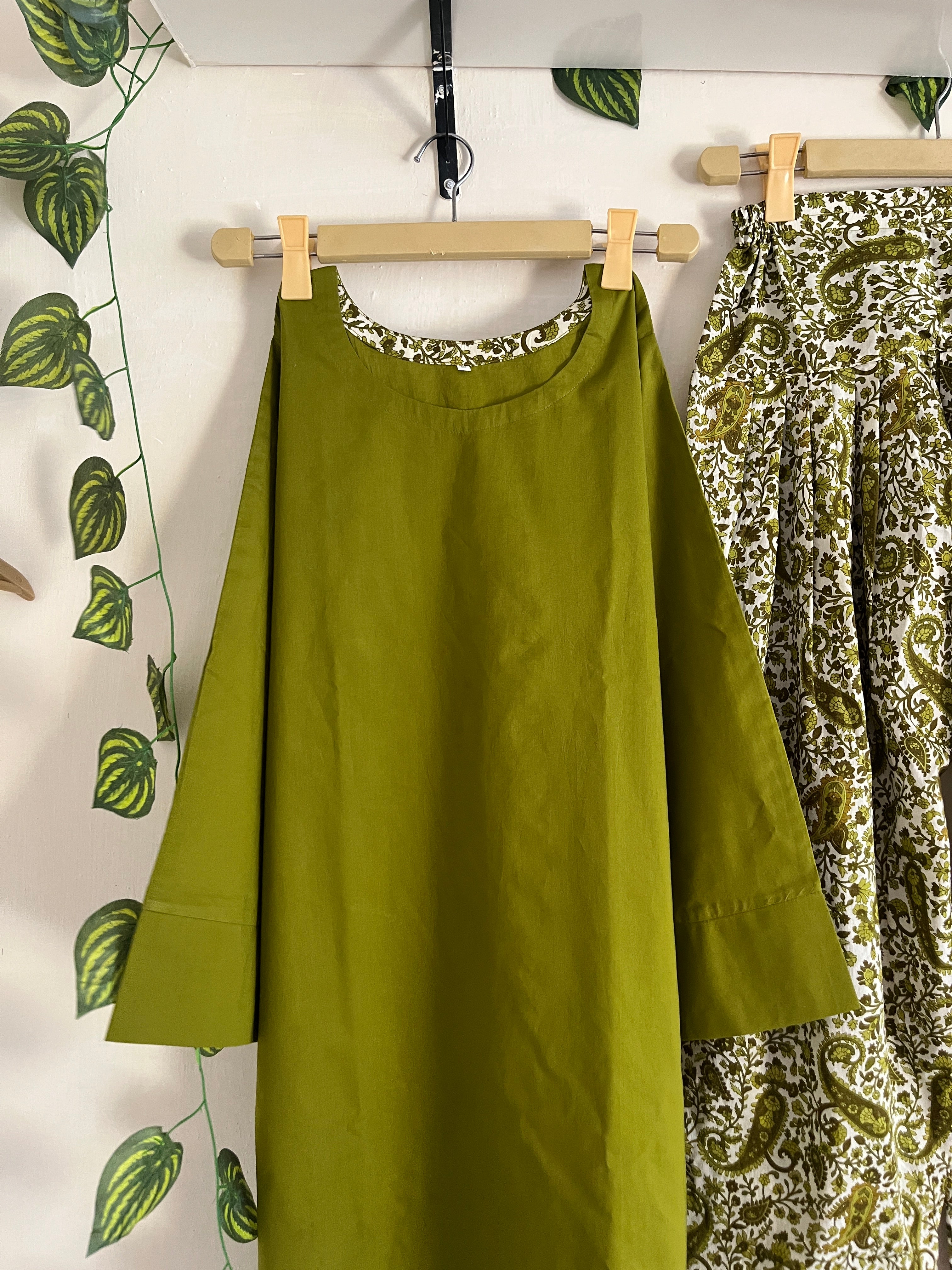 Printed farshi set