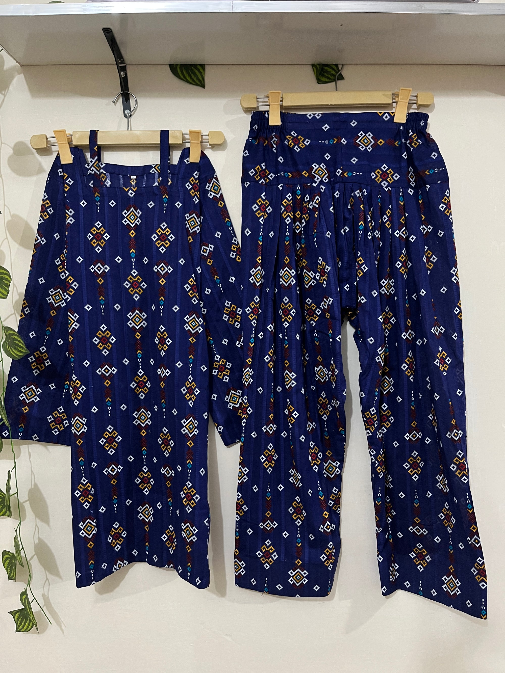 Printed farshi set