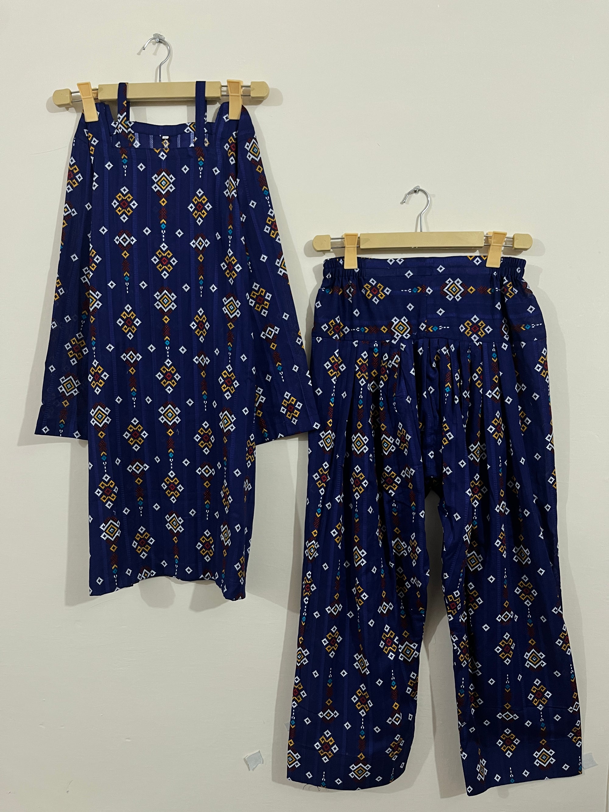 Printed farshi set