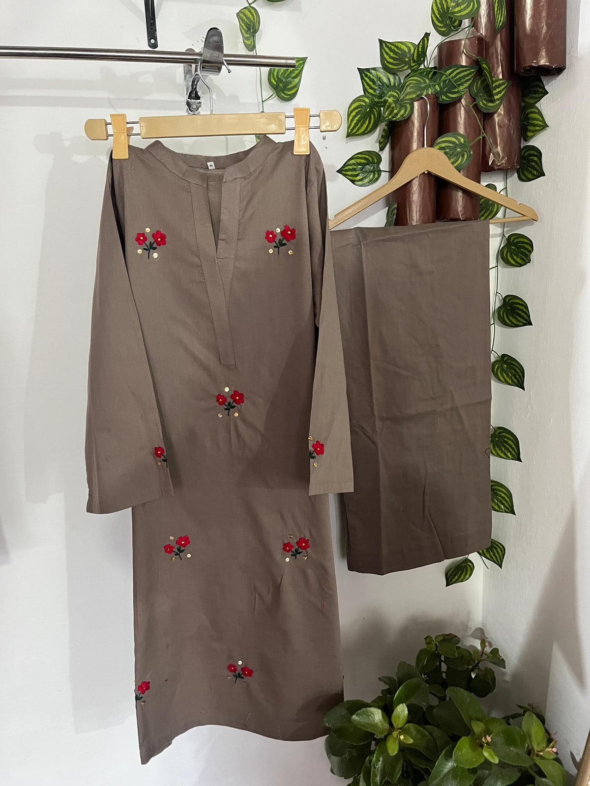 2pc Cotton Lawn Hand Embroidery Dress